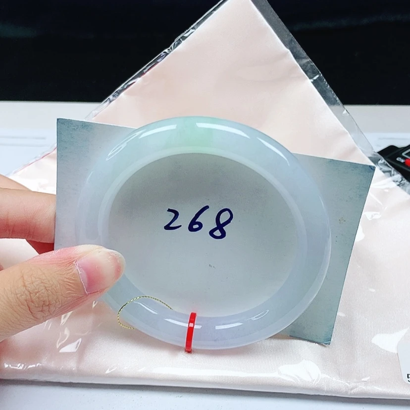 【闪购商品】翡翠手镯未镶嵌55.6圈