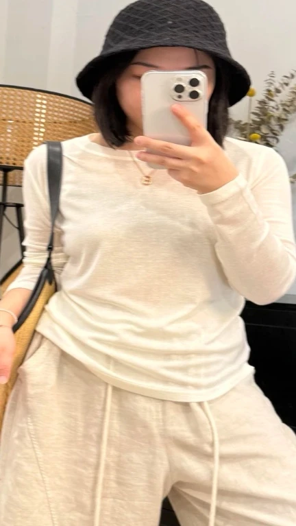 天丝羊毛圆领基础款秋冬季极简风打底衫