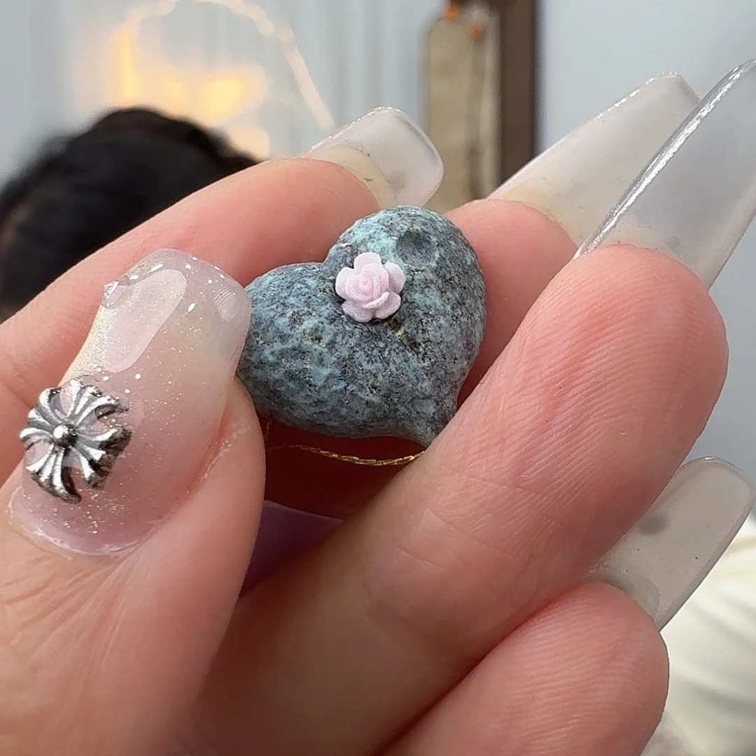 绿松石未镶嵌挂件