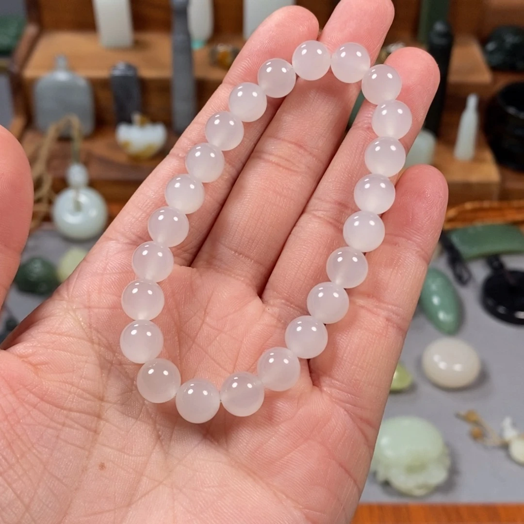 颈饰未镶嵌和田玉米****吗