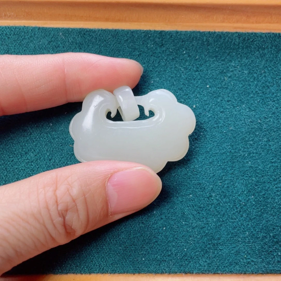 瓷片新号开播磁盘一个挂件