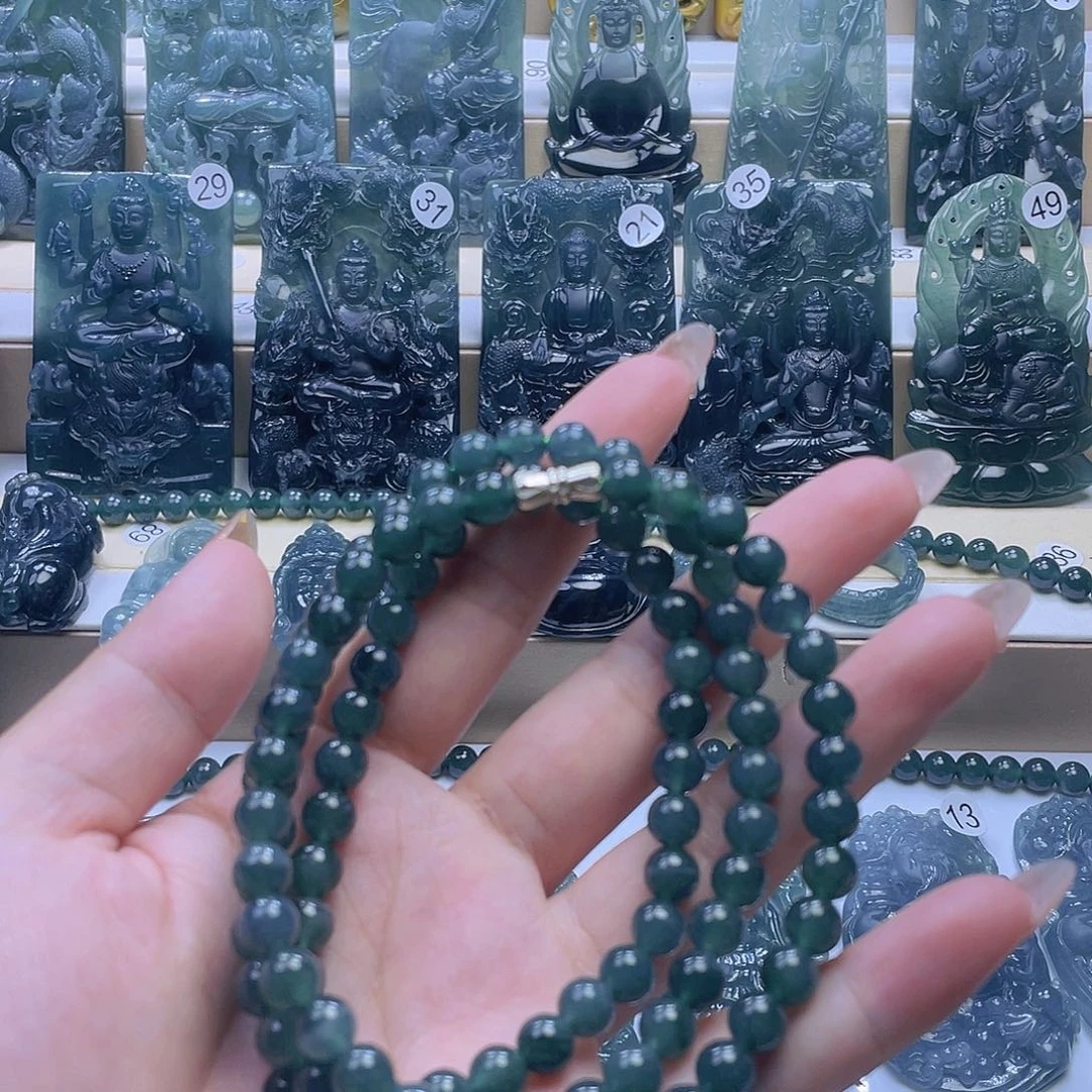 翡翠未镶嵌颈饰翡翠未镶嵌