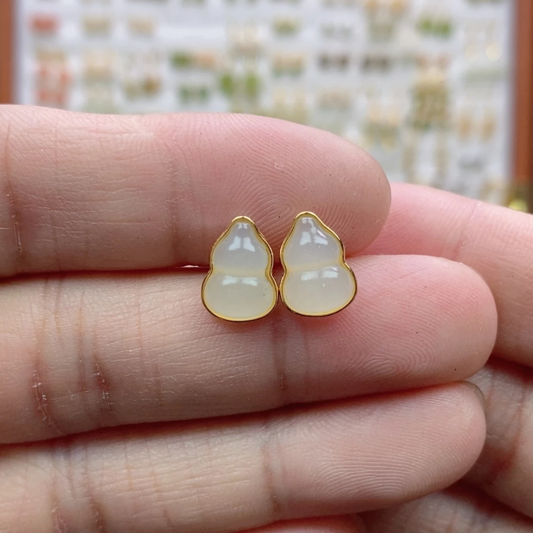 和田玉银S925镶嵌耳饰