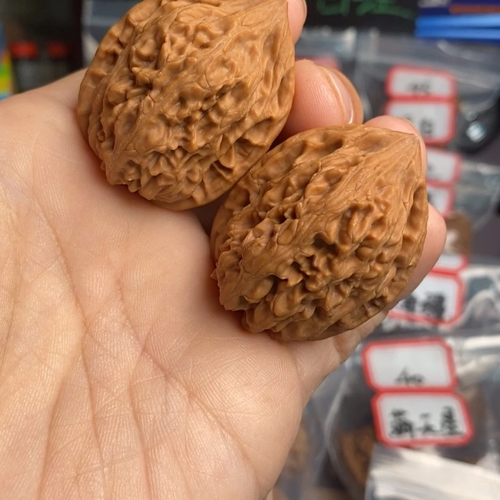 文玩核桃把件H****H36鸡心全品