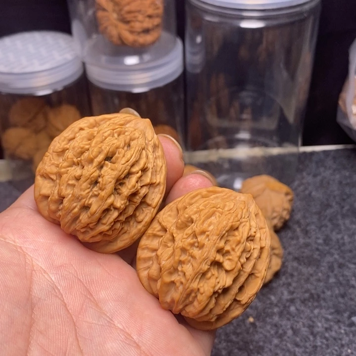 文玩核桃吊坠40全品麦穗虎头