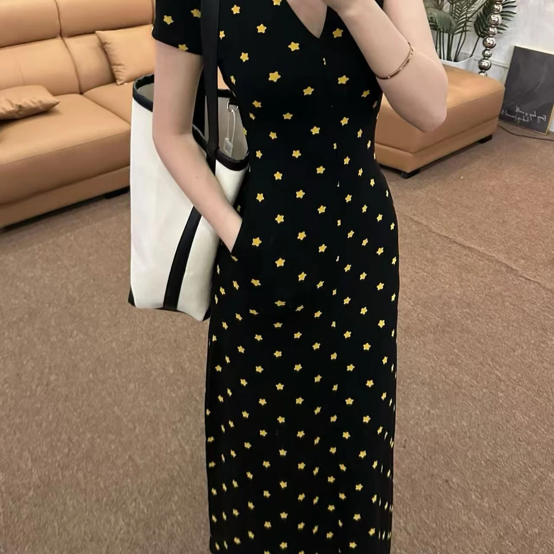 【Gouya】法式星星包臀连衣长裙女夏季修身显瘦纯欲辣妹黑色连衣裙