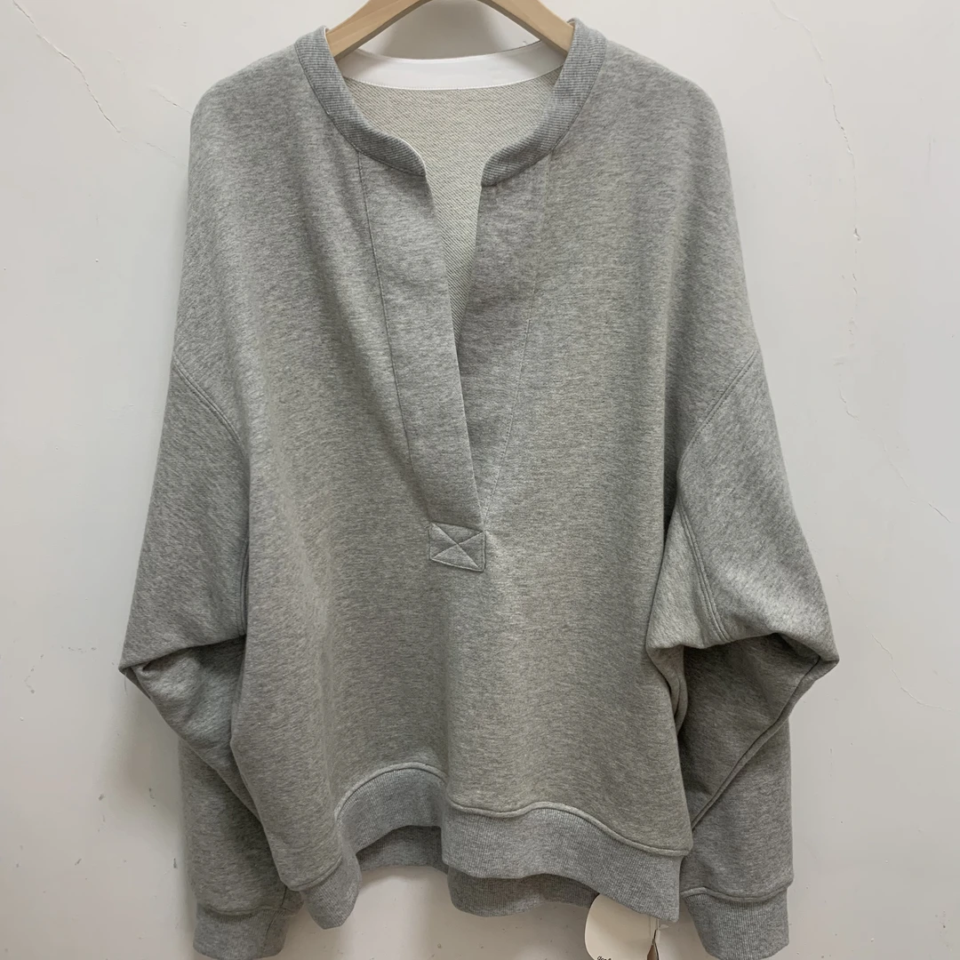 实体店精品女装2025冬季新款加绒纯棉V领卫衣