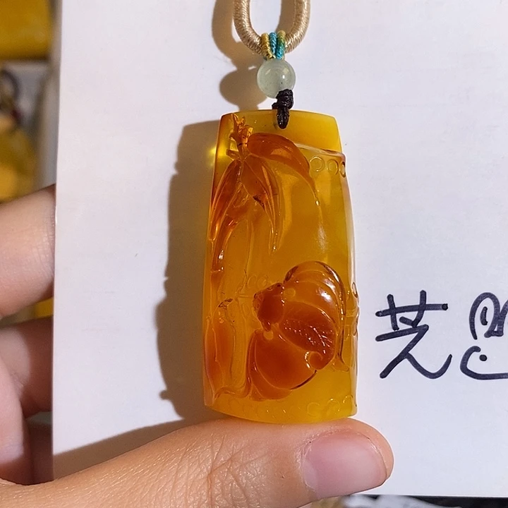 定制琥珀未镶嵌琥珀