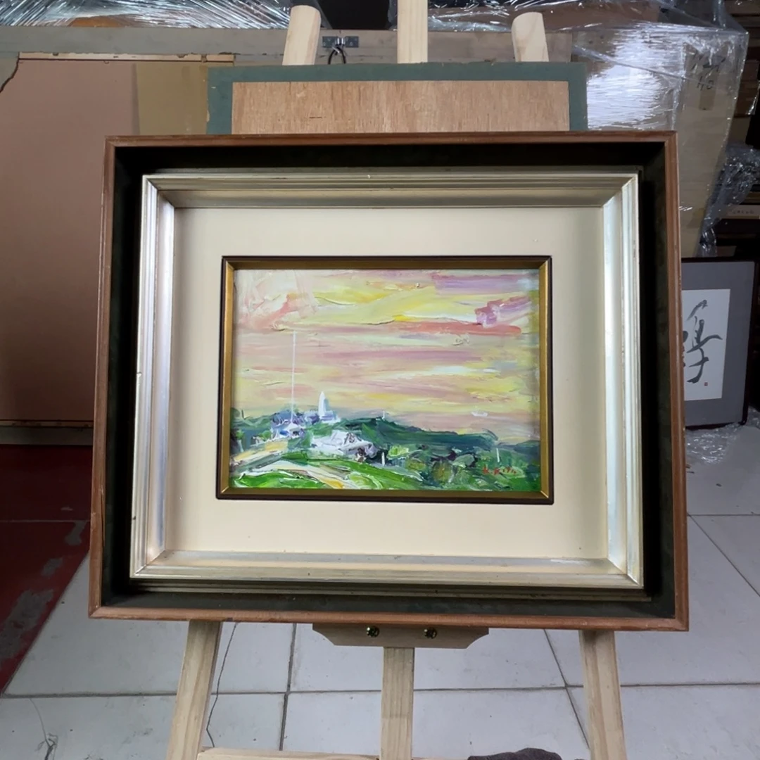 Y***y中古框画不退不换有微瑕