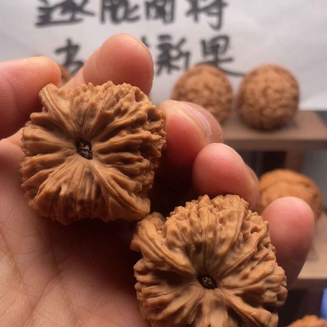 *****桃核吊坠南疆石凹底2/40/41全品无黄无修