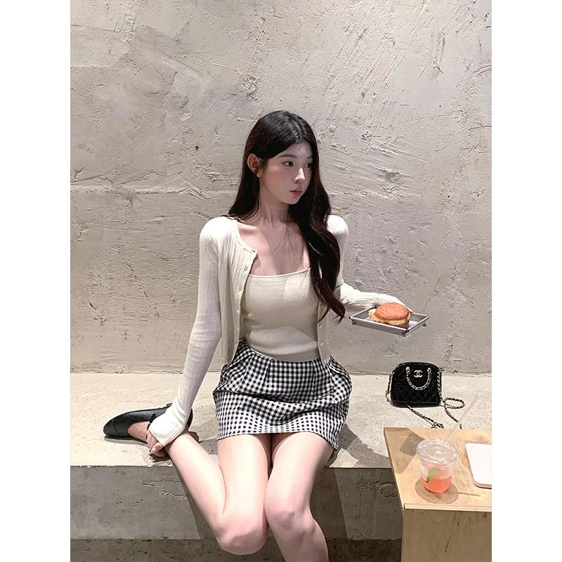 韩系秋季款一整套ootd穿搭温柔气质开衫吊带背心格纹短裙三件套装