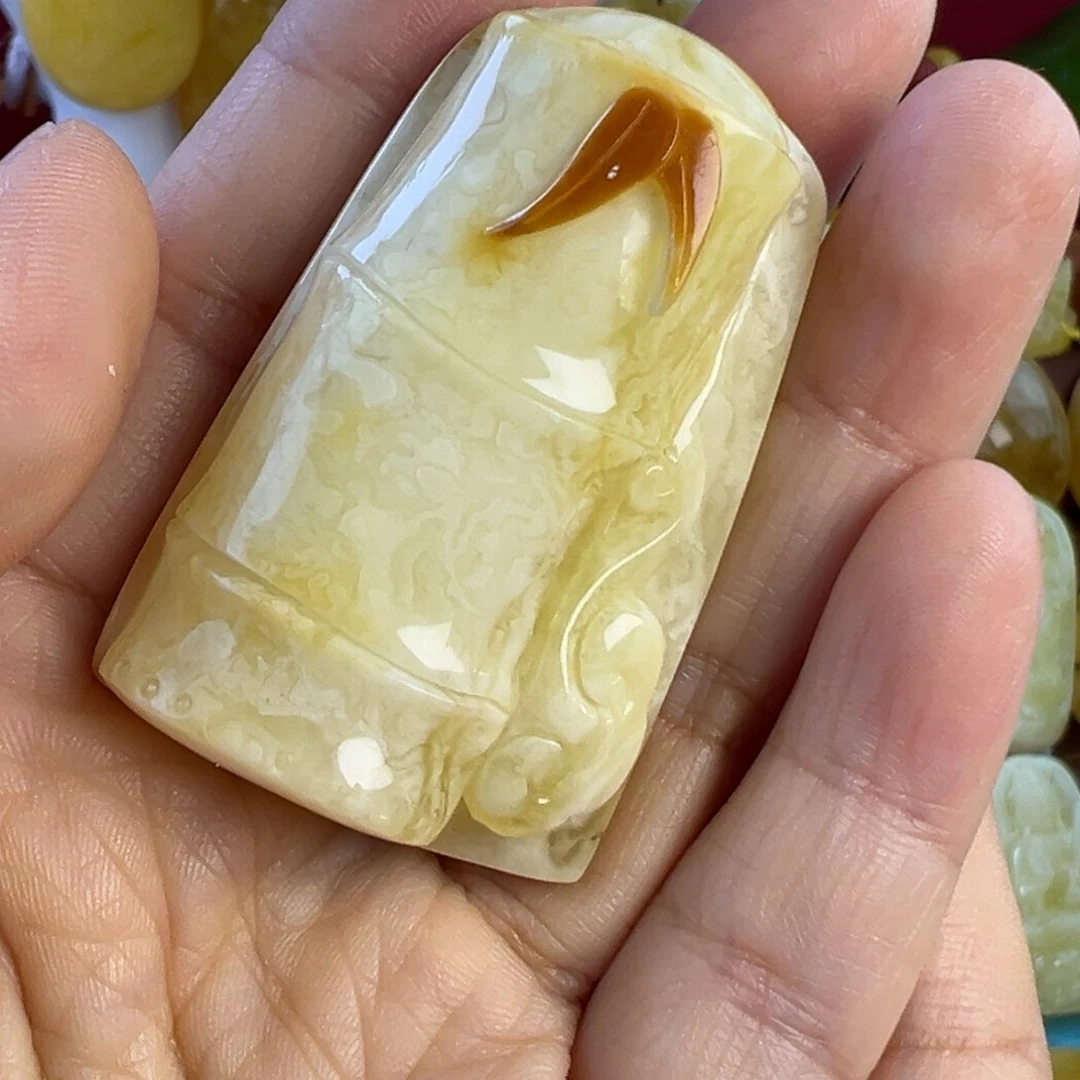 蜜蜡吊坠(不含链)未镶嵌