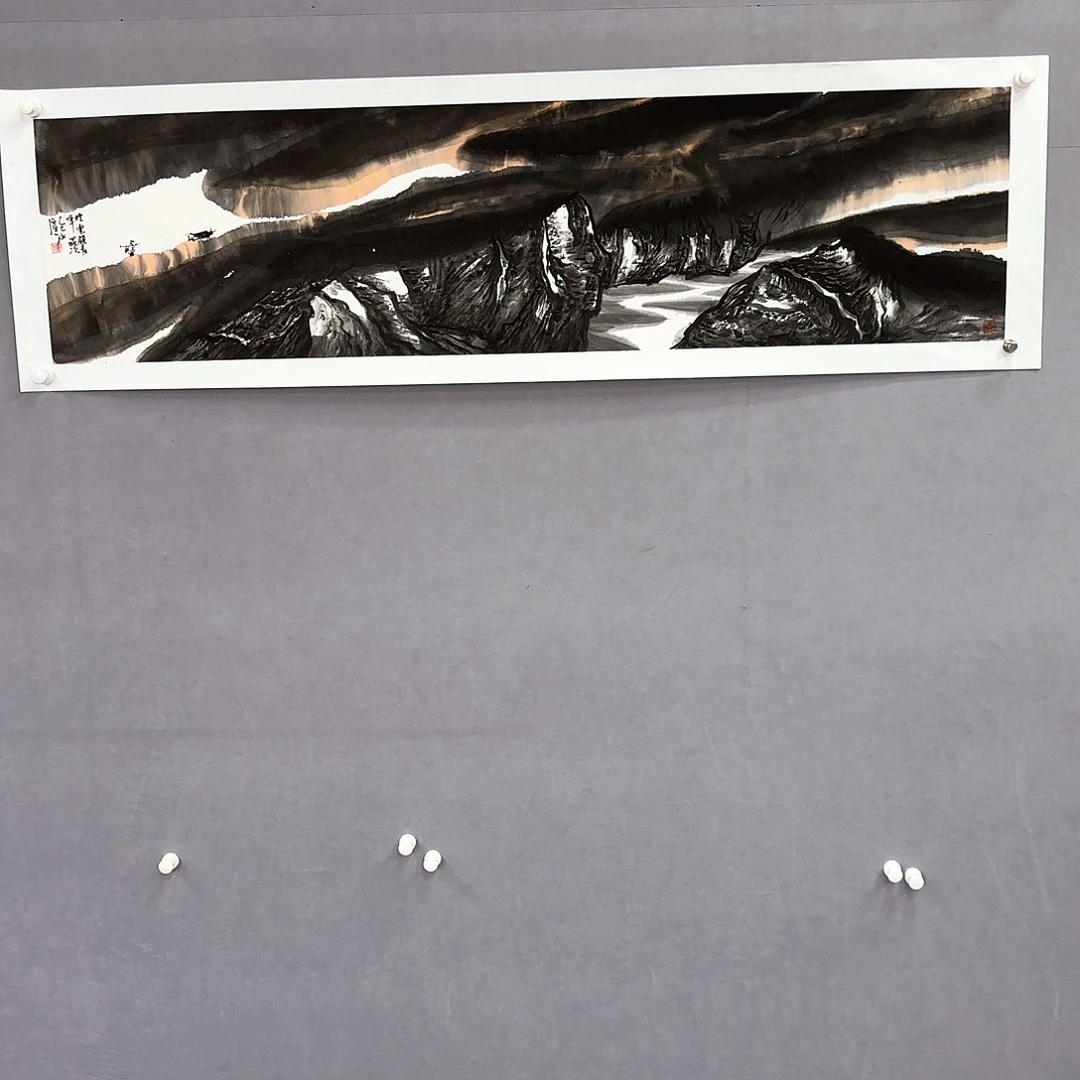 国画艺术家真人手绘