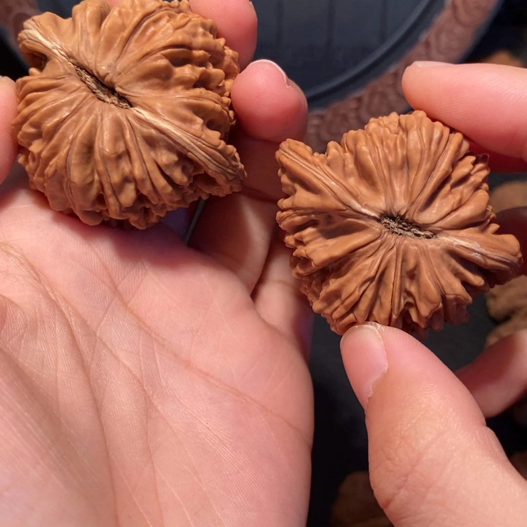 文玩核桃吊坠四座楼