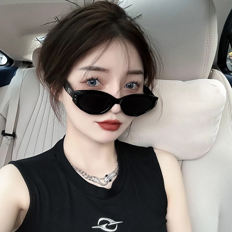 复古猫眼墨镜女2025新款氛围感网红防紫外线方圆脸显瘦太阳眼镜