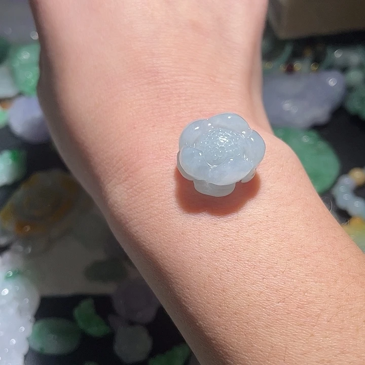 颈饰未镶嵌翡翠天