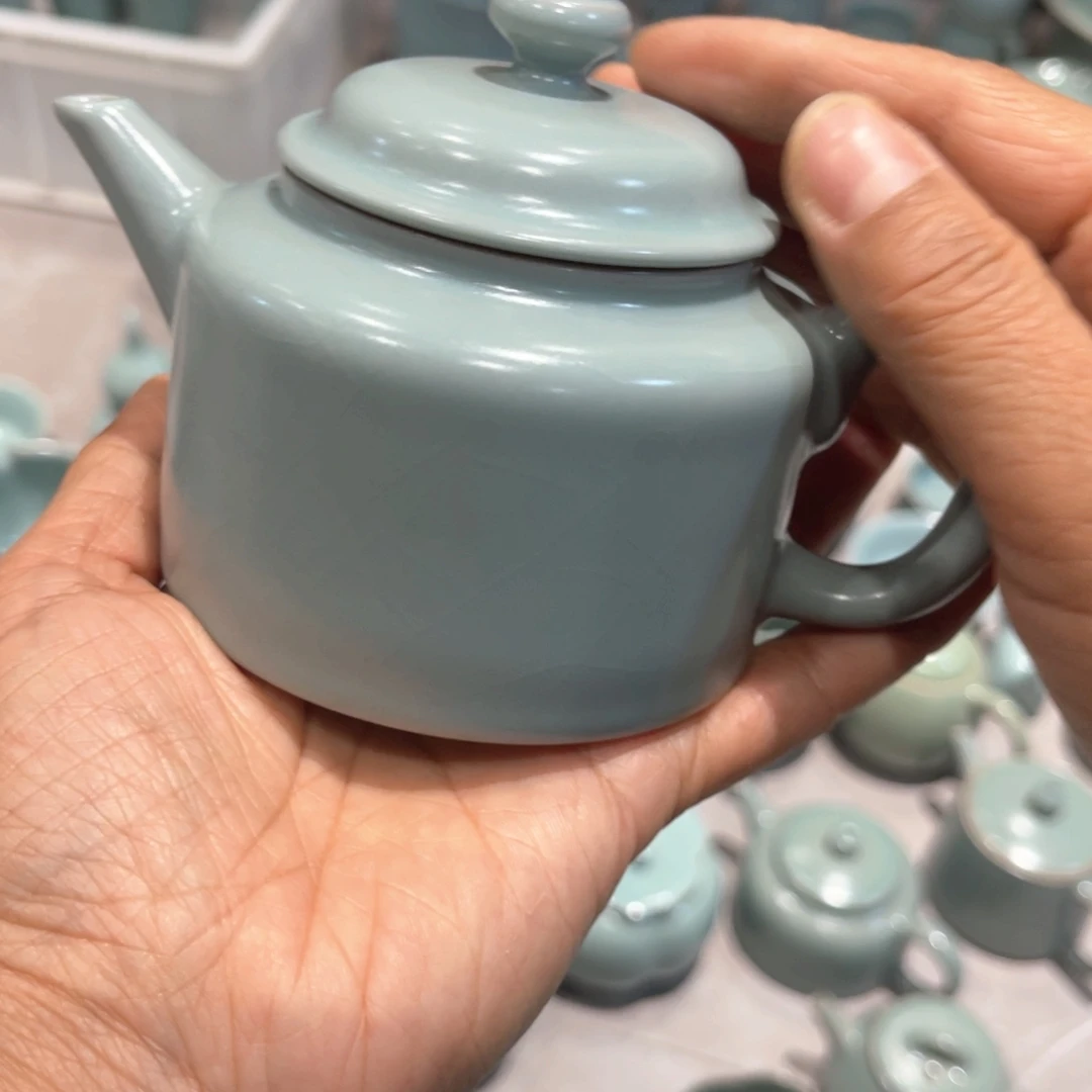 艾***克陶杯子仿古的设计让它更加具有了