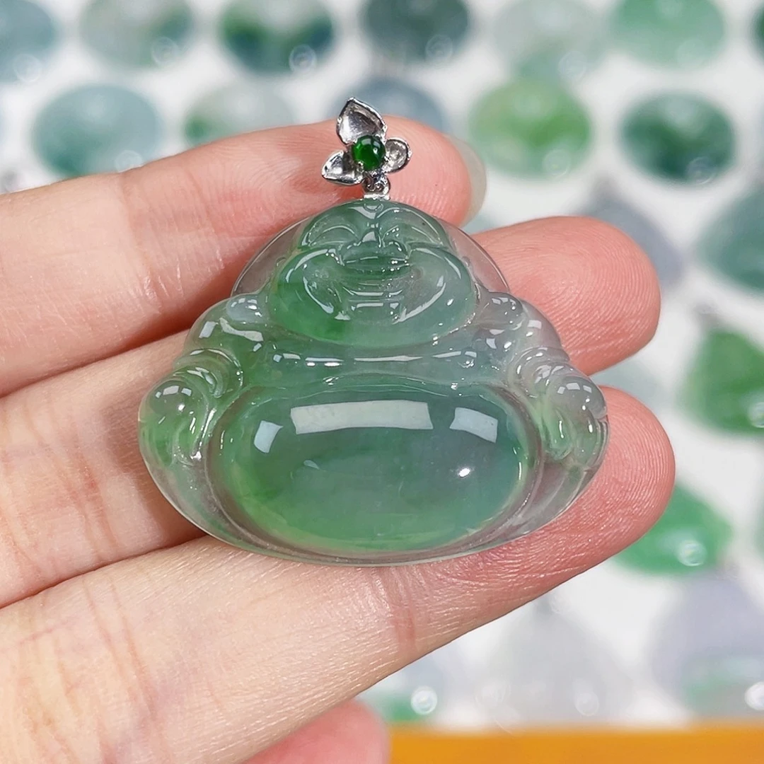 颈饰18K金镶嵌翡翠吊坠