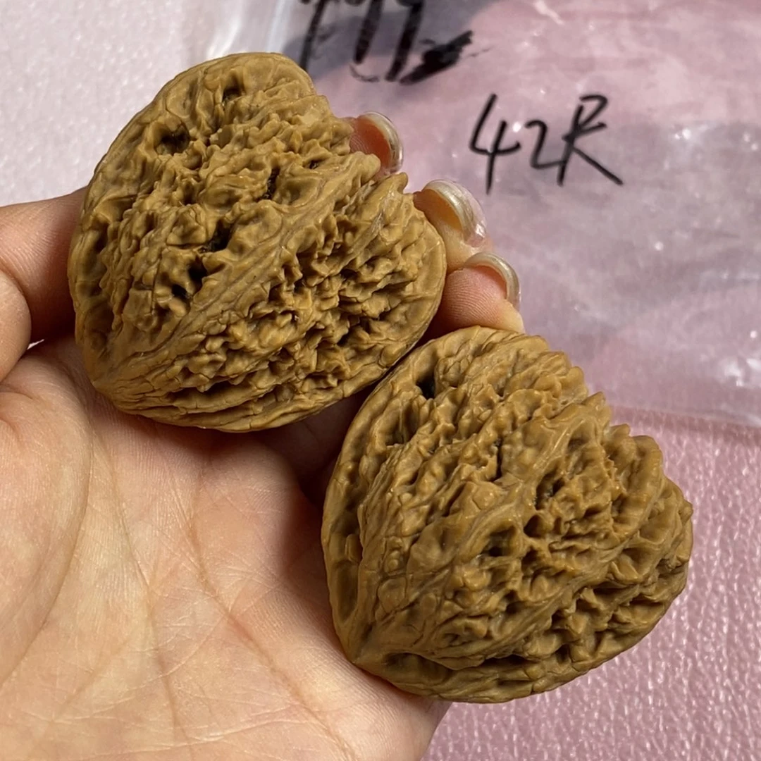 吊坠文玩核桃42南疆石黄900