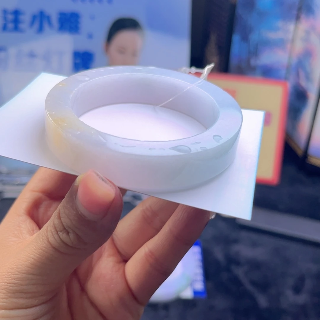 定制翡翠未镶嵌手镯手镯