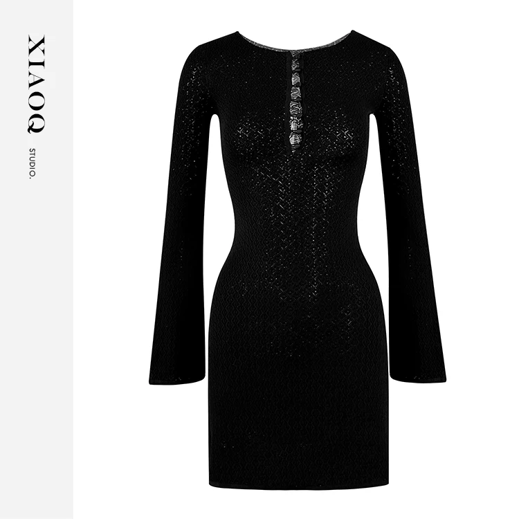 XIAOQ「复古韵脚」性感圆领微喇袖镂空纽扣针织裙子女修身显瘦20640