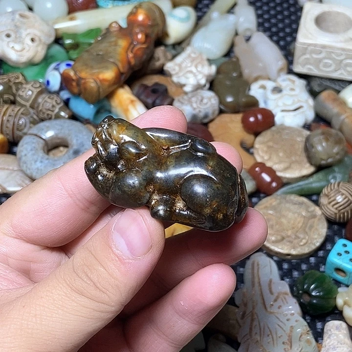 和田玉未镶嵌颈饰99