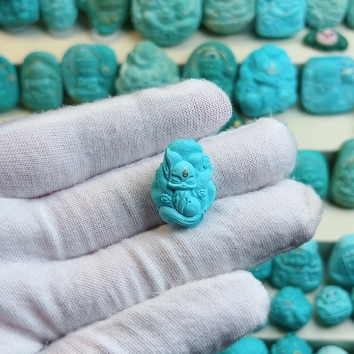 未镶嵌绿松石珠宝奇石