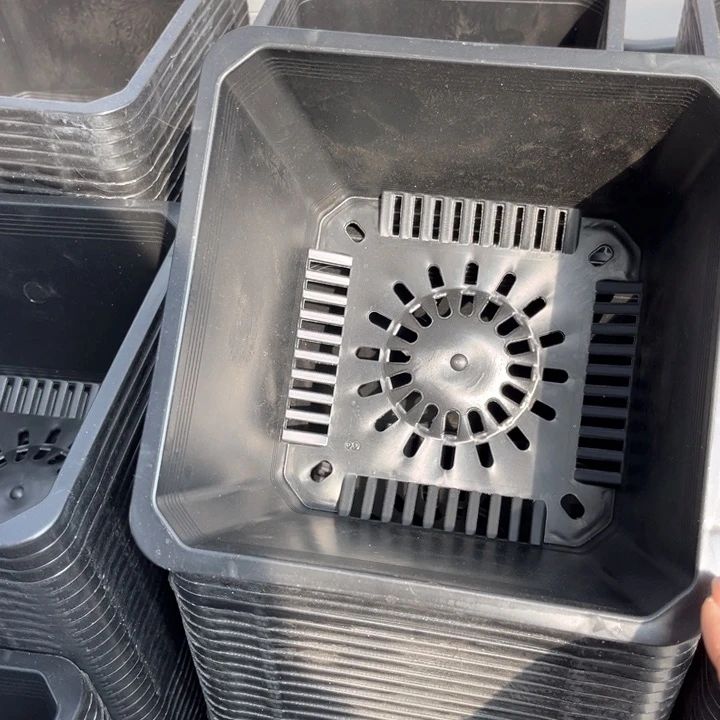 树脂黑方口17高11 ＿组20