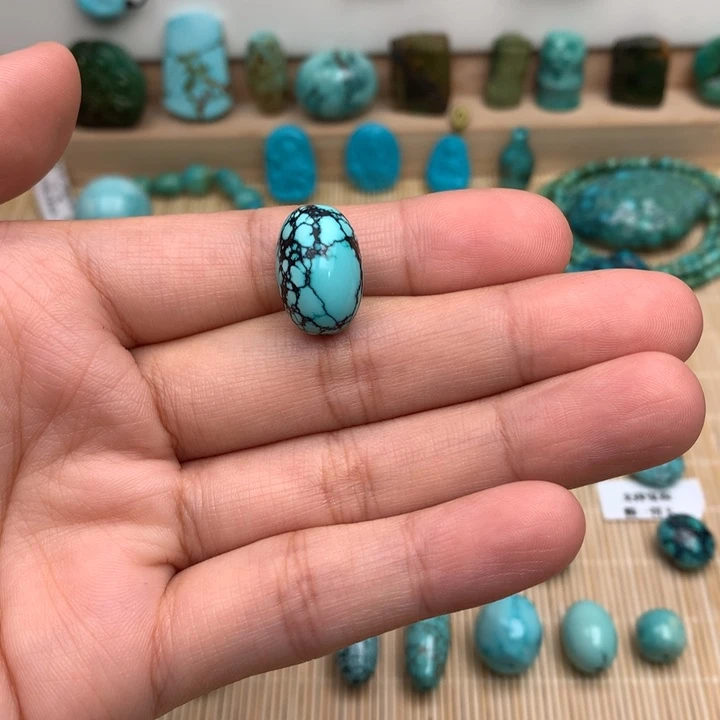 未镶嵌绿松石珠宝奇石