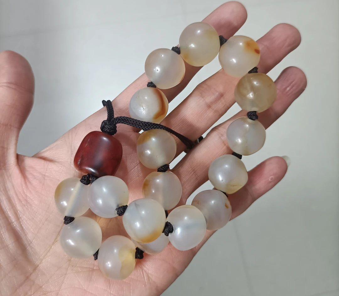 精品玛瑙脖挂未镶嵌