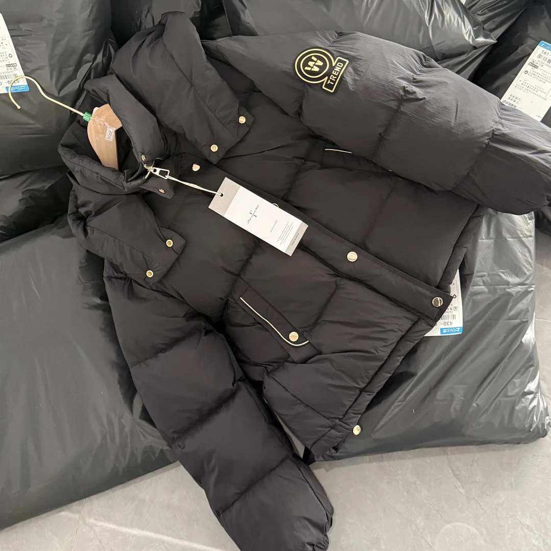 小气泡 反季简约休闲加厚羽绒服