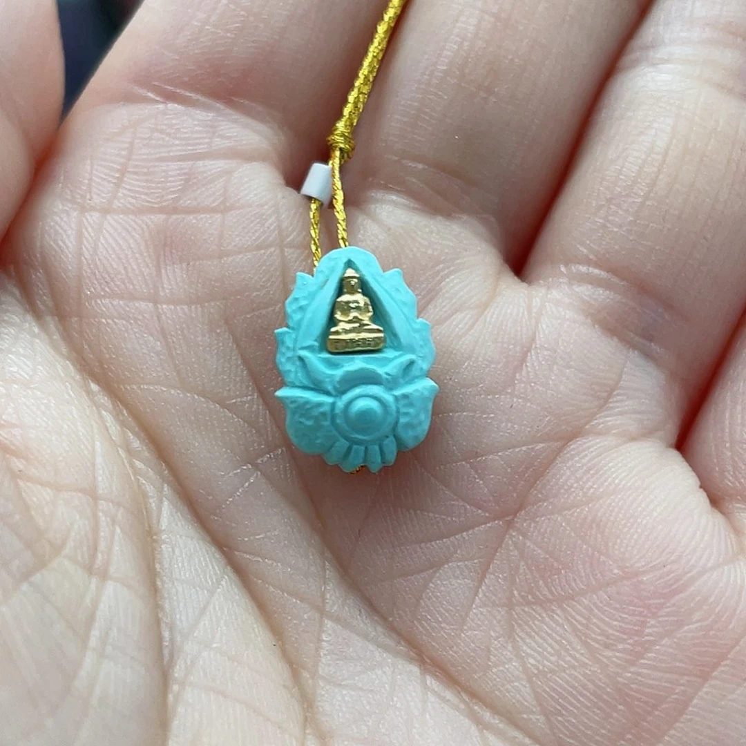 绿松石颈饰未镶嵌