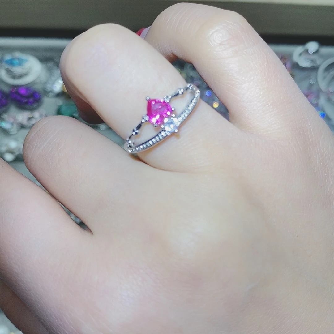 【闪购商品】托帕石耳饰银S925镶嵌