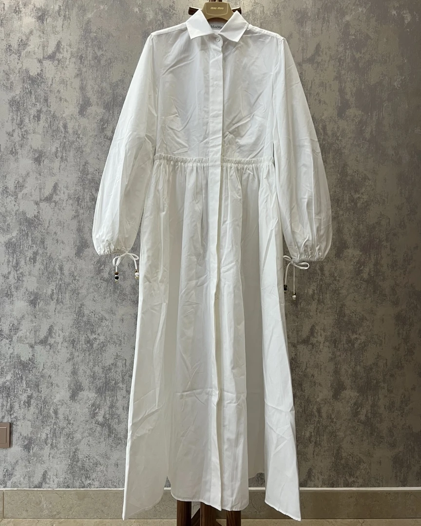 99新 MaxMara MAXMARA纯色开衫长裙38码/E00647