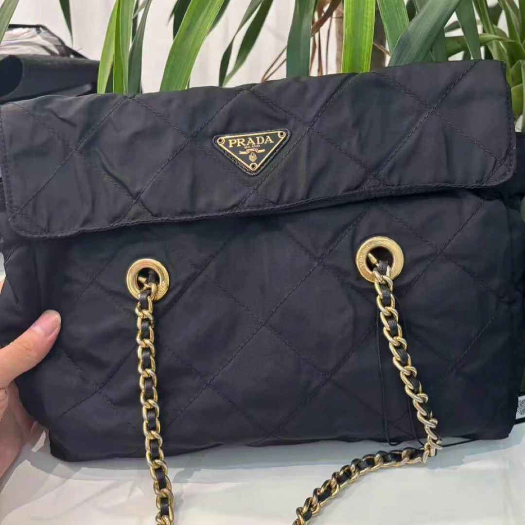 95新 Prada/普拉达 蓝色尼龙降落伞30斜挎包67828103