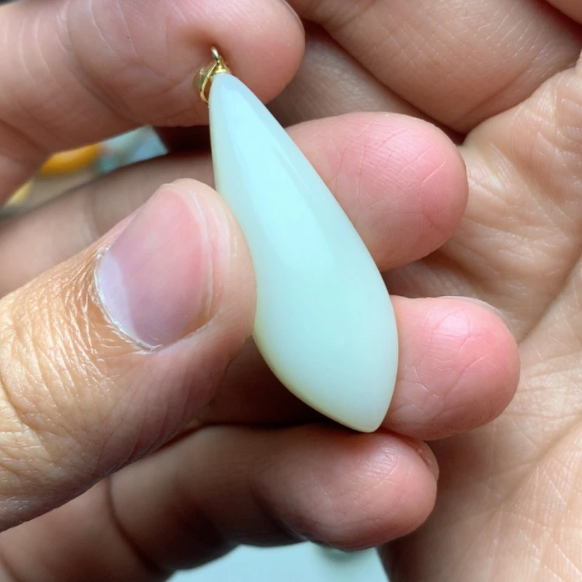【闪购商品】颈饰未镶嵌和田玉