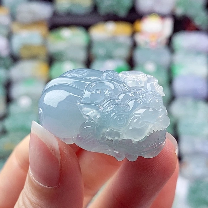 颈饰未镶嵌翡翠天然