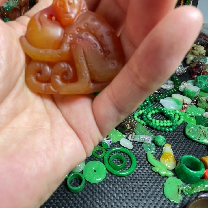 滴血莲花菩提吊坠