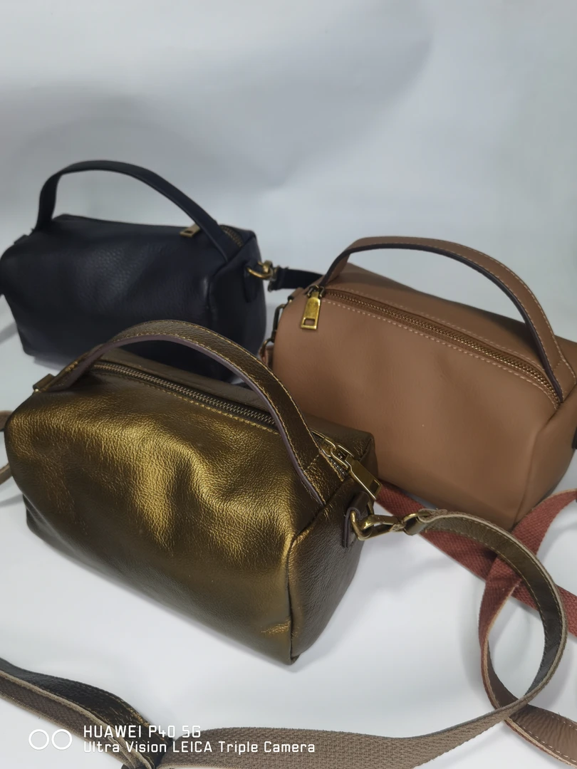 时尚大方高级感大容量波士顿枕头包手提斜挎真皮女包9482