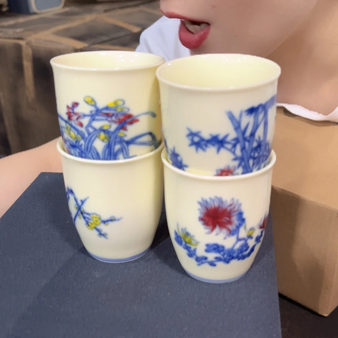 摆件////景德镇陶瓷杯子。