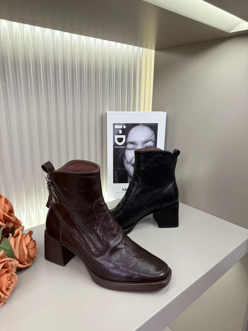 【MELTING】5CM新款时尚百搭方头粗跟舒适女靴5705