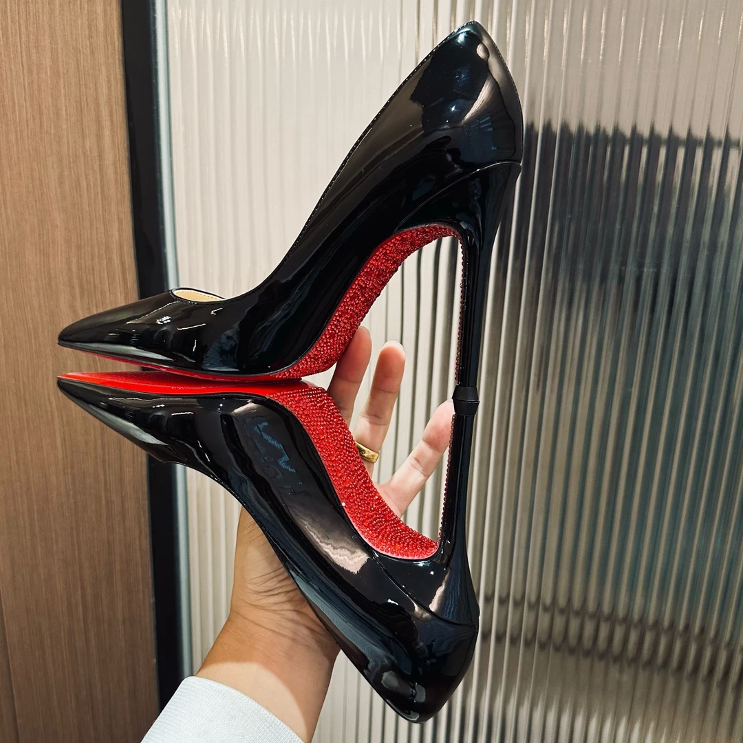 高跟鞋女2025爆款洋气侧空护趾棉舒适水钻红底黑色尖头细跟单鞋女