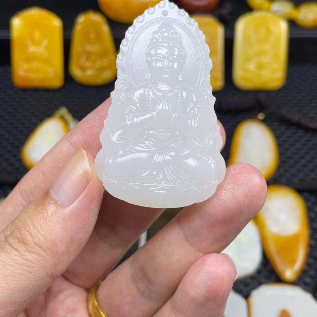 颈饰未镶嵌和田玉