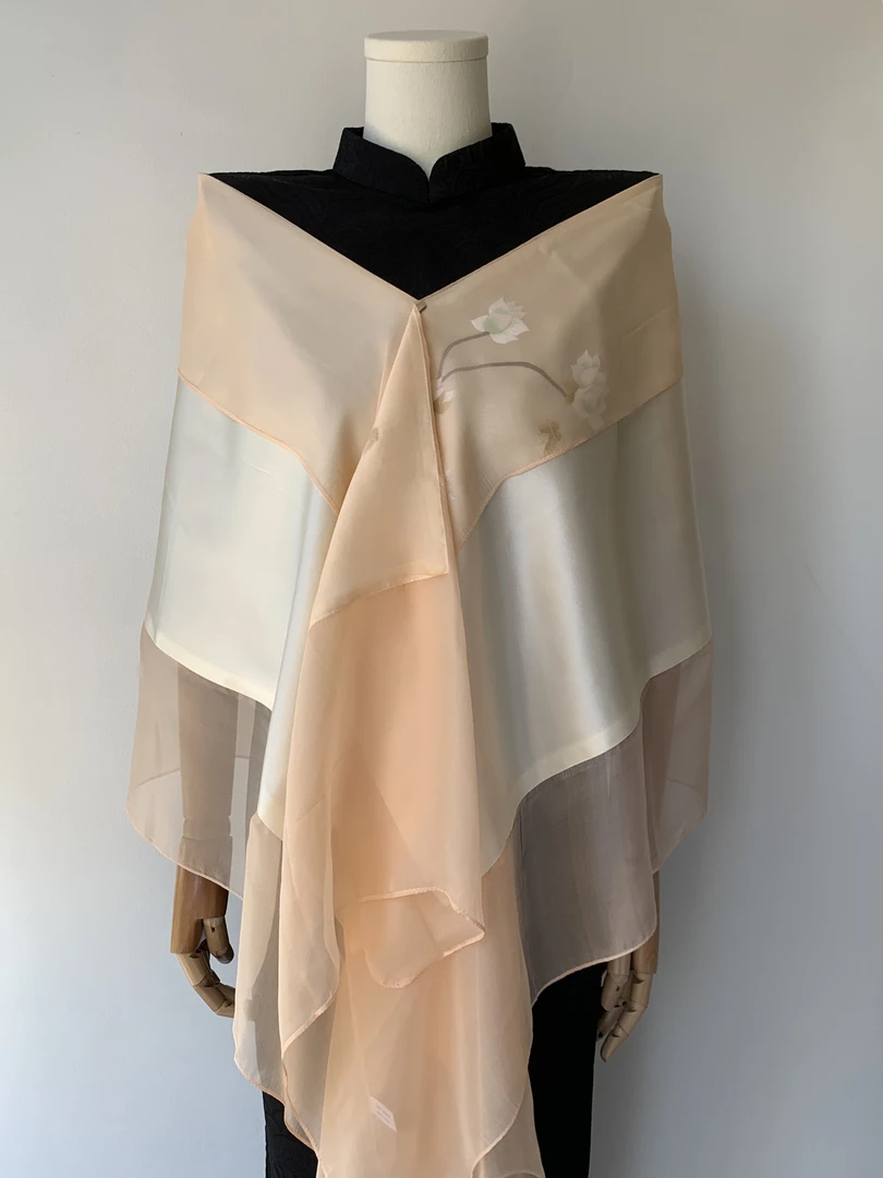 苏绣伴手礼送长辈的礼物真丝丝巾送妈妈披肩送婆婆礼物纱巾夏季