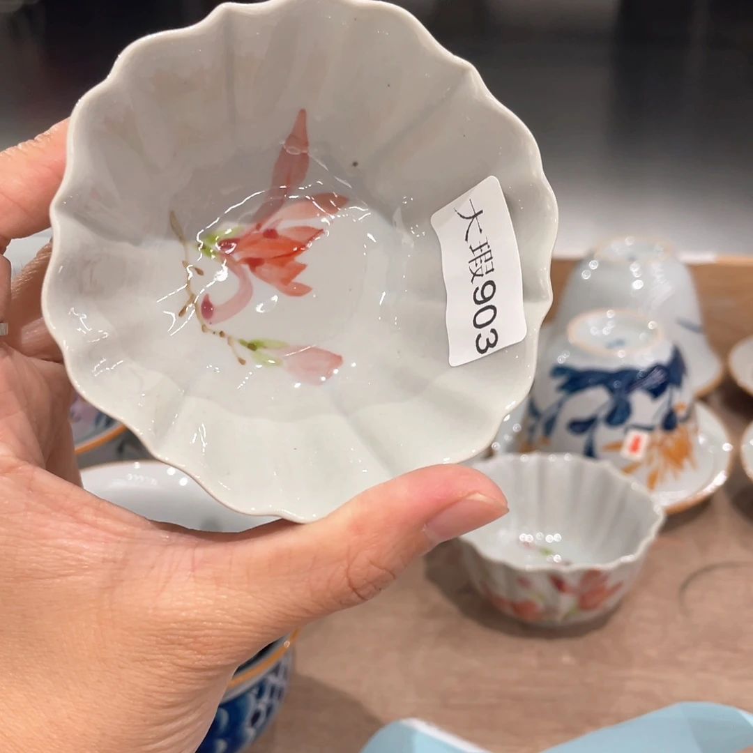 釉下手绘茶具微瑕