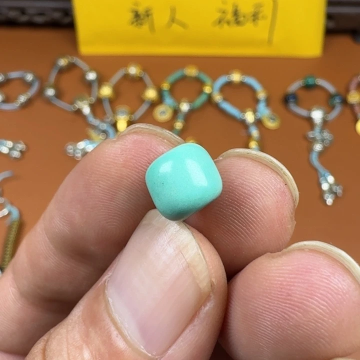 合成碳硅石铜合金文玩配饰绿小松8绿老型8