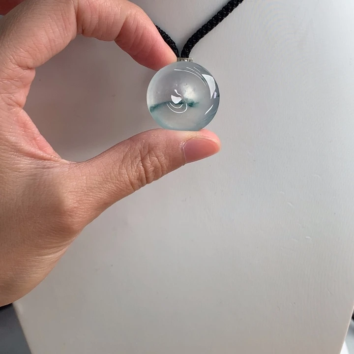 颈饰未镶嵌翡翠….