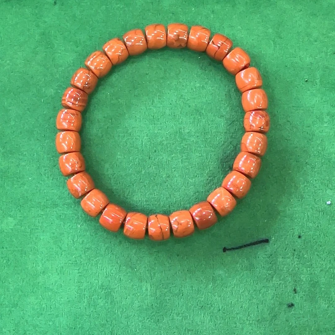 手串未镶嵌南红玛瑙P712南红直切单圈8左右