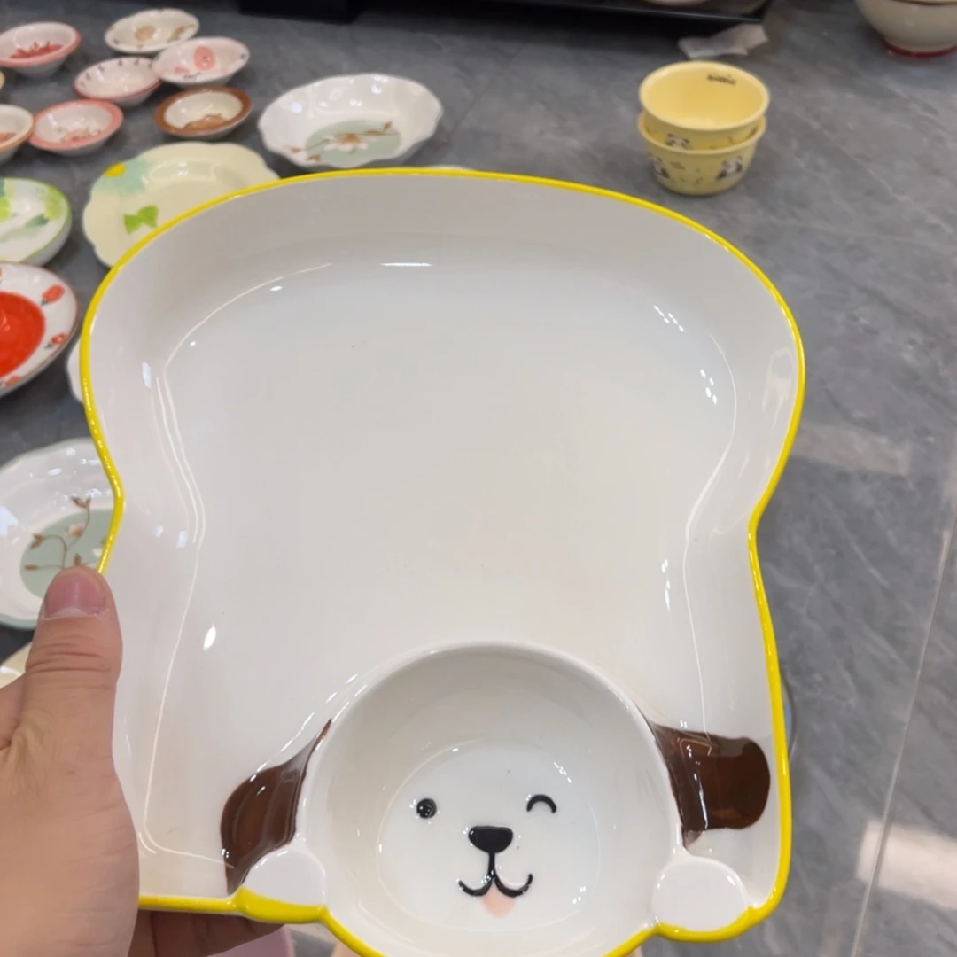 陶瓷微瑕餐具介意勿拍，满18飞！