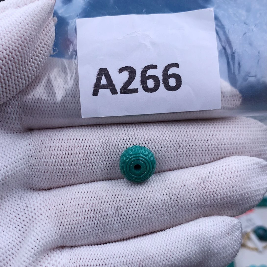 未镶嵌绿松石手串